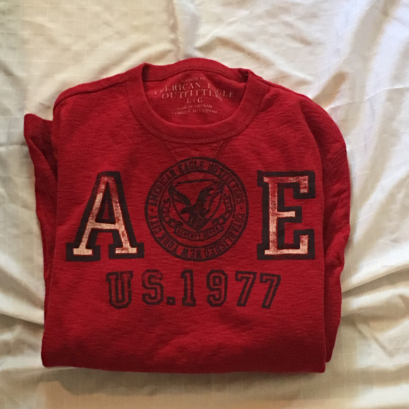 Men's Red Crewneck Sweater (Worn Once) - Picture 2 of 2